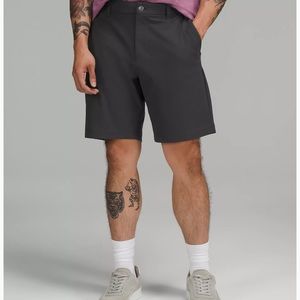 Lululemon Men’s Commission Classic Fit Short 9”, Size 38, color Obsidian